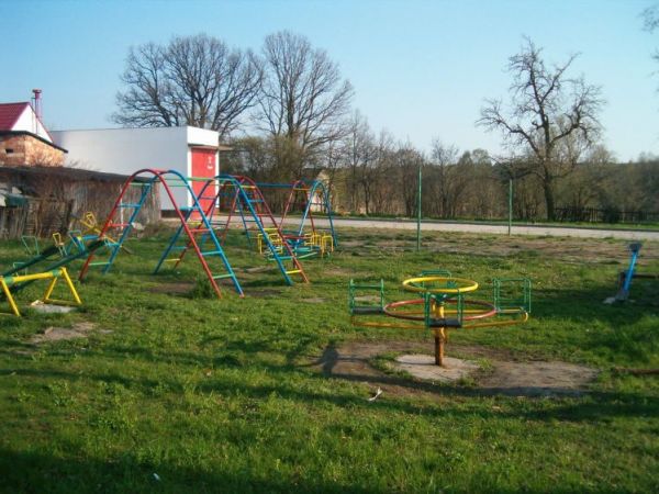 Plac zabaw przy Remizie OSP.