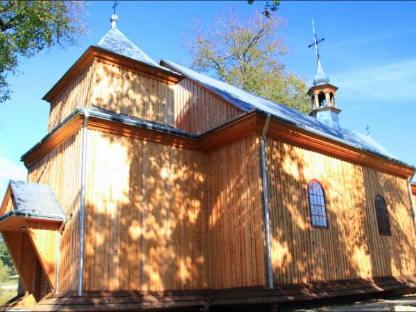 Cerkiew św. Dymitra w Kuźminie - drewniana  cerkiew greckokatolicka . Została zbudowana w 1814 r. Obecnie użytkowana jest jako kościół rzymskokatolicki pw. Matk