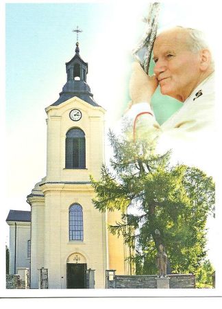 ze zbiorów prywatnych : materiały i publikacje promujące miejscowość i kościół oraz Szlak Papieski w beskidzkich wędrówkach.