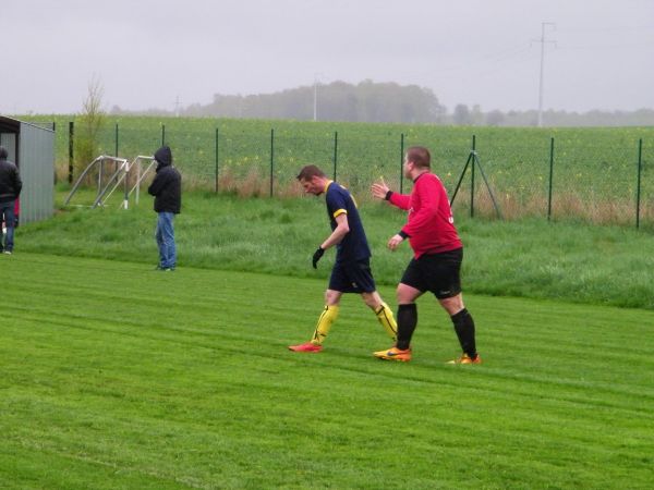 przegrany mecz z Giebułtowem 5 : 0 na wyjeździe bardzo słaba pierwsza połowa w drugiej lepiej ale nie aż tak