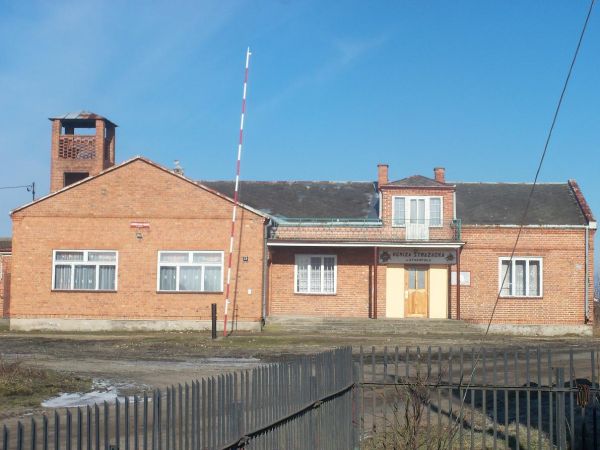 Budynek Ochotniczej Straży Pożarnej w Staropolu.