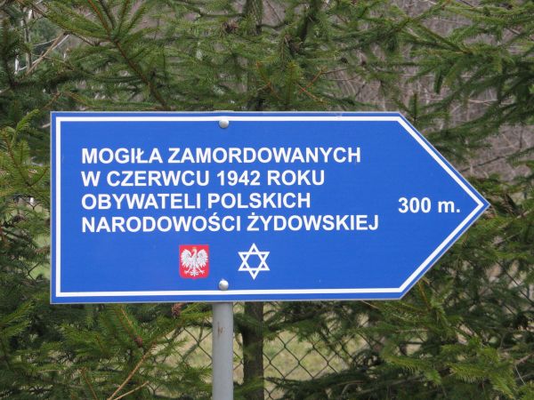 w przysiółku Granice - takie miejsce - pomnik / cmentarz - tam Dzieci Solimy spoczywają !