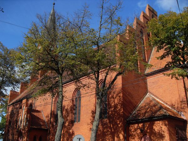 Boczna nawa kościoła