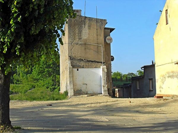Ulica Kościuszki - samotny budynek,  być może, że już nie istnieje.