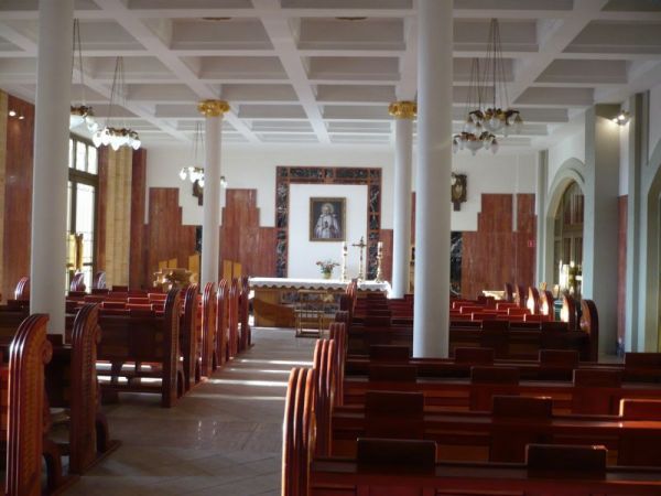 Kaplica Błogosławionego Stanisława Papczyńskiego założyciela 
Zakonu Braci Marianów.