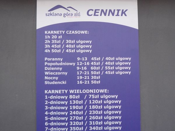 Cennik wyciągu krzesełkowego.