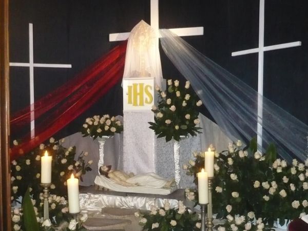 Grób pański w kościele p.w NMP Królowej Polski 2016r