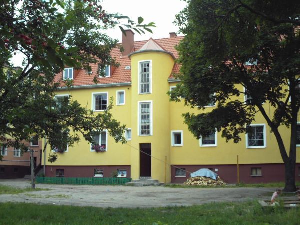 Ulica Targowa 15,od podwórka.