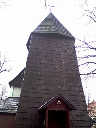 Zabytkowy, drewniany kościół pw Świętej Trójcy - autor A.Olszewski