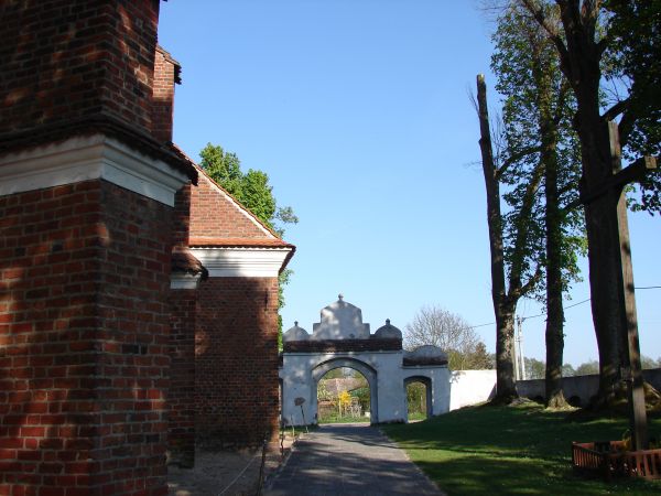 Tuczno - kosciol Wniebowziecia