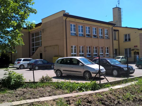 Szkoła Podstawowa w Brzostkowie przed meczem Polska-Niemcy !