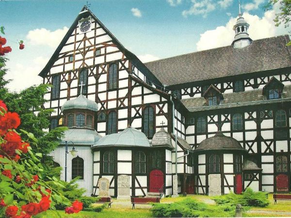 ze zbiorów prywatnych : publikacje promujące - z Centrum Informacji Turystycznej - tu przedstawiony Kościół Pokoju, konstrukcji ryglowej o bogatym barokowym wyp