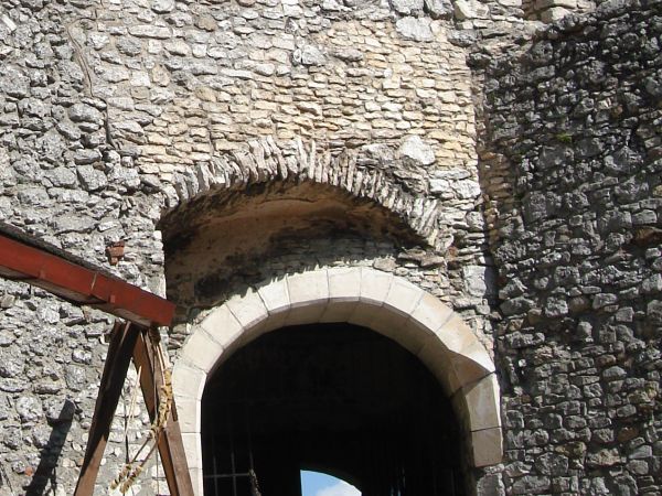 Zamek OGRODZIENIEC **** http://www.zamek-ogrodzieniec.pl/ **** http://zamki.net.pl/zamki/podzamcze/podzamcze.php **** Zamek Ogrodzieniec znajduje się w Podzamcz