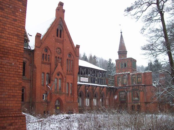 Sanatorium Grunwald (Sokołowsko) w ruinie