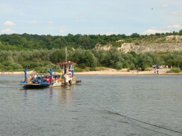 Prom laczacy Janowiec z Kazimierzem