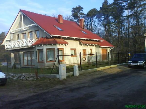 Osiecznica, ul. Słoneczna, dom pod Modrzewiem