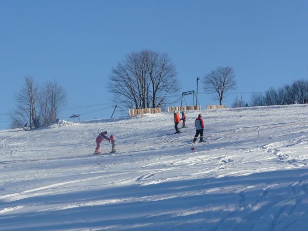 Wyciąg Narciarski Jawornik 
dzielnica Zwardoń Myto