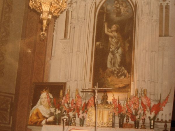 Ołtarz główny św. Marii Magdaleny.