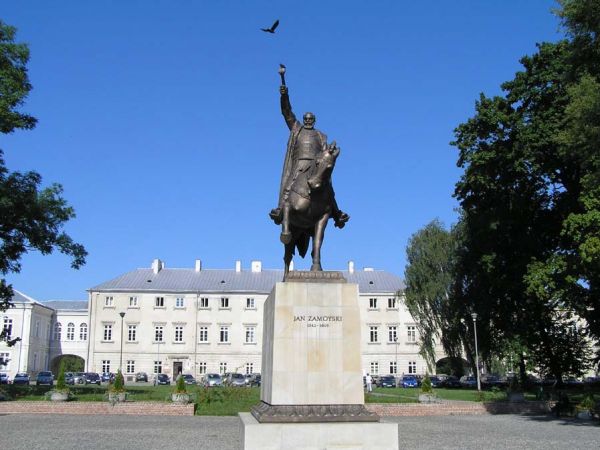 Dawny pałac Zamoyskich