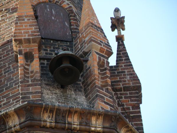 Dzwon zegarowy na ratuszowej wieży