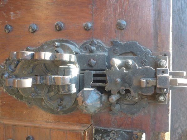 stare  zamki w  Konkatedrze