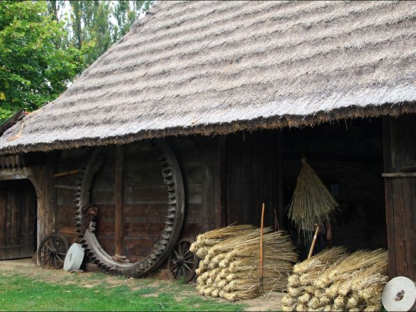 Skansen wsi w Markowej - stodoła