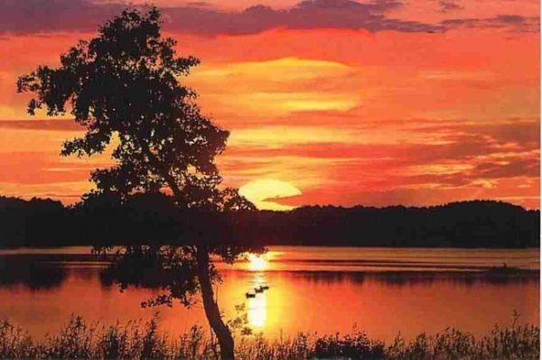 Zachód słońca nad j. Trzesiecko w Szczecinku