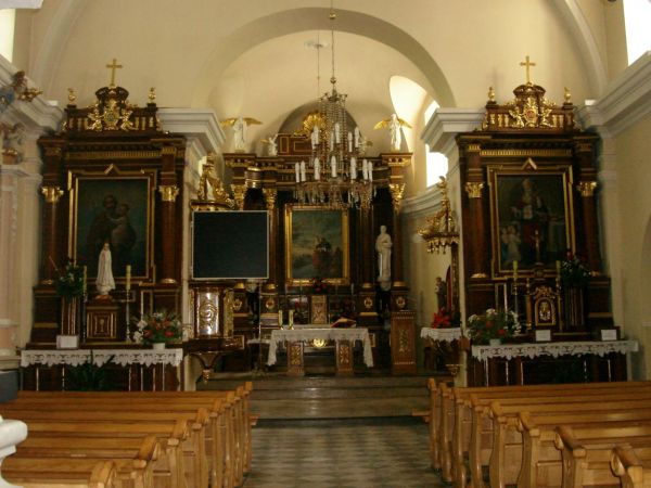 Wnetrze kosciola pw. sw. Jana Chrzciciela