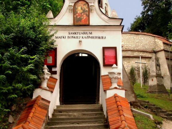 Wejscie do kosciola i klasztoru OO. Franciszkanow -  Reformatow