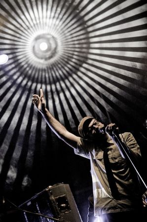 Spinacz Festiwal ( dwu- dniowy festiwal na którym goszczą największe gwiazdy polskiej sceny muzycznej - Kult, Ostr, czerwone gitary, Farben Lehre, koniec świata