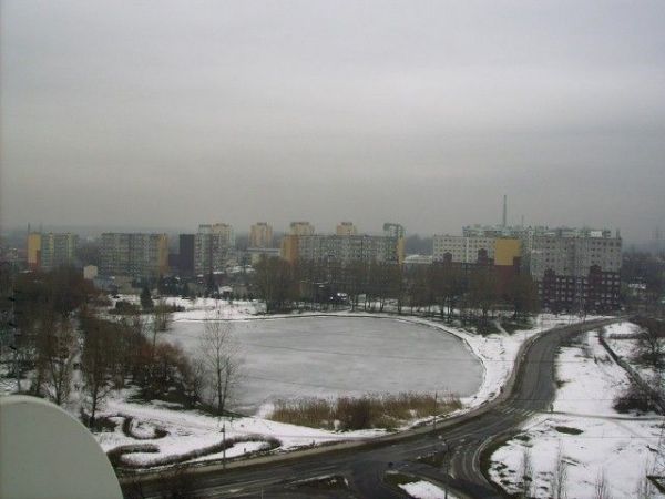 Widok z balkonu na staw od strony Jagielly