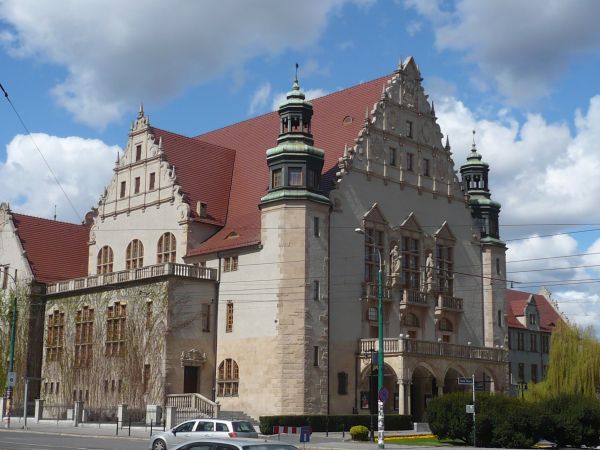 Uniwersytet Adama Mickiewicza.