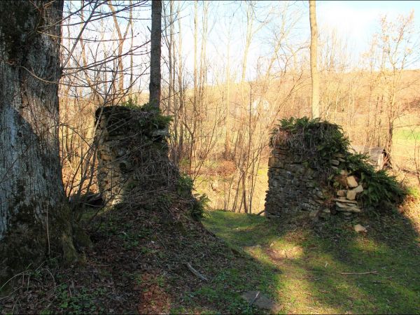 Drewniana cerkiew greckokatolicka pw. św. Dymitra w Piątkowej. Zbudowana przed 1732 rokiem. Świątynia w Piątkowej należy do nielicznych na terenie południowo-ws