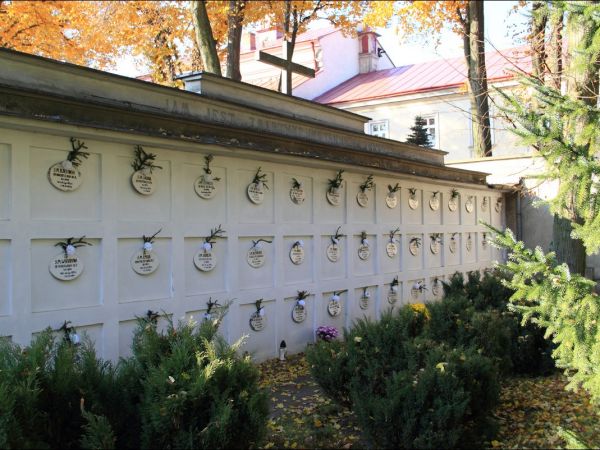 Klasztor i park  ss. Niepokalanek na Głębokiej.