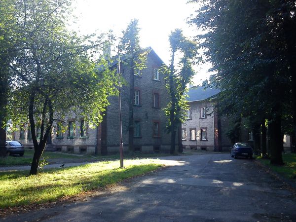 Czeladź-Piaski. Kamienice przy Ul. Betonowej.