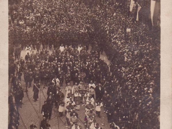 Procesja na St. Rynku ( I Krajowy Kongres Eucharystyczny Poznan  maj 1930 rok)