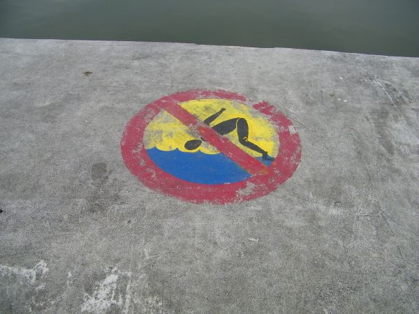 zakaz zakazem pływania się nie nauczyłem