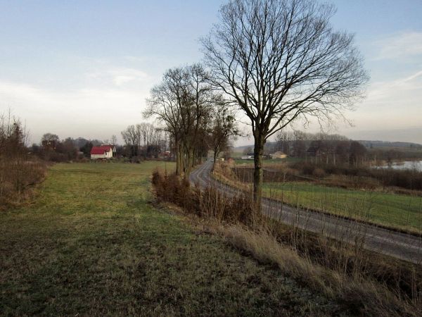 Początek Pieckowa jadąc od Świętej Lipki szosą 594,2011-12-12