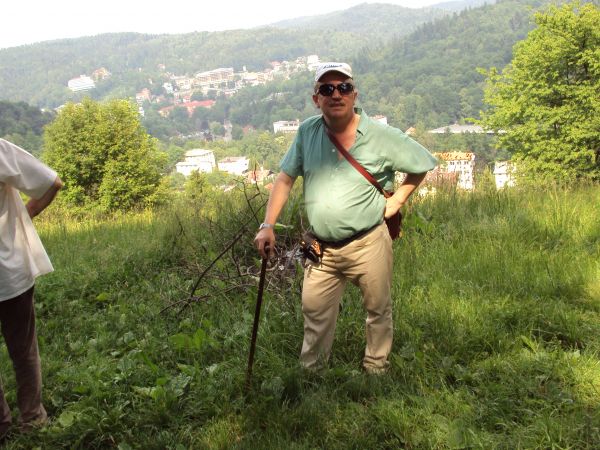 widok na miasto - uzdrowisko ze zbocza Góry Krzyżowej - 812m npm.