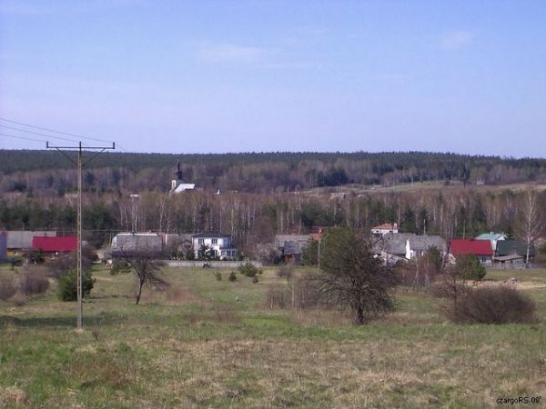 Czarniecka Góra - widok na wieś od południa