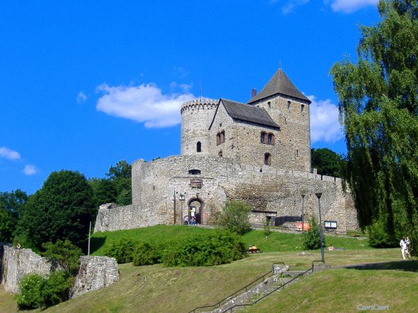 Zamek  od strony ronda