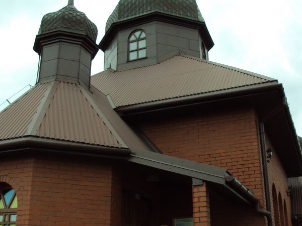 cerkiew pw. Michała Archanioła, z 2006r.filialna, wyznawców obrządku grecko-katolickiego, swą stylistyką nawiązuje do średniowiecznej architektury ruskiej, jej