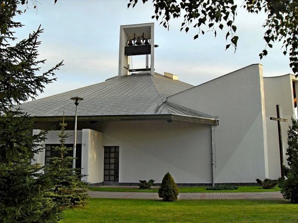 kościół na Łapiszewie pw. Najświętszego Serca Pana Jezusa