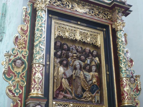 Jeszcze  jeden boczny  ołtarz