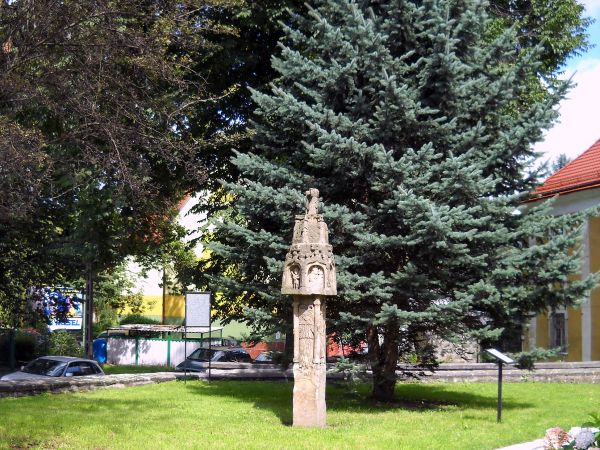 Złotoryja-kościół św. Jadwigi

unikatowa kapliczka słupowa z końca XV wieku.