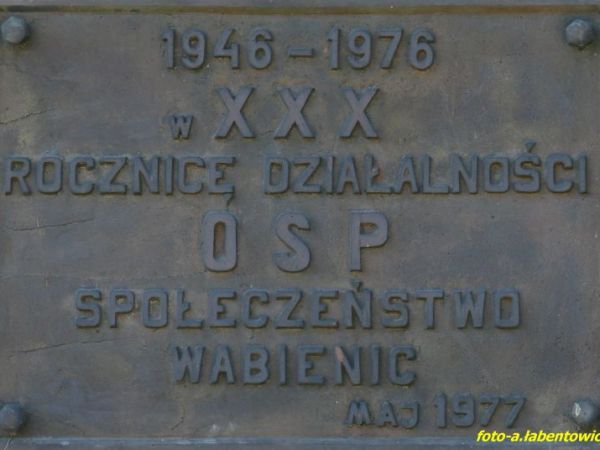 TABLICA  NA  BUDYNKU  REMIZY  OSP