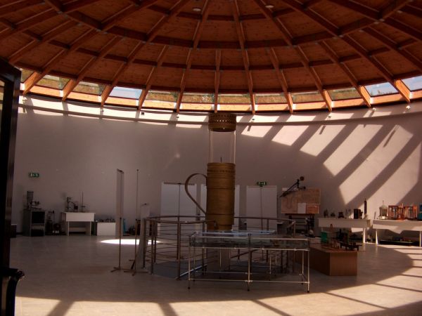 Sala wystawiennicza w Muzeum-Skansenie Przemysłu Naftowego (by jaslak-60)