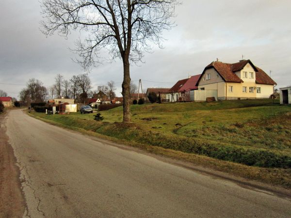 Klewno- zabudowania w centrum Klewna