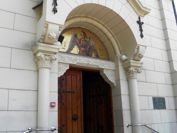 Kościół p.w. Św. Michała w Zarzeczu. Wejście.