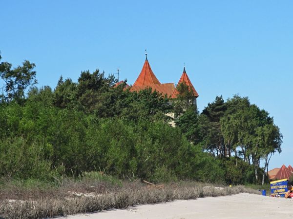 Były Zamek z początku XX w., obecnie Hotel Neptun